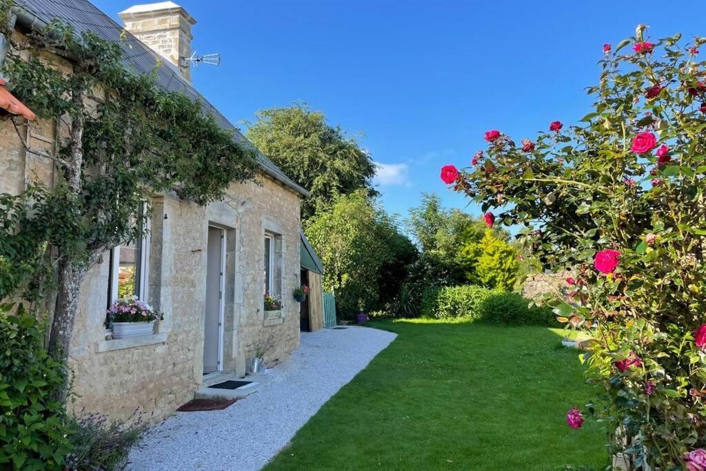 Gite En Cotentin Vila Etienville Exterior foto